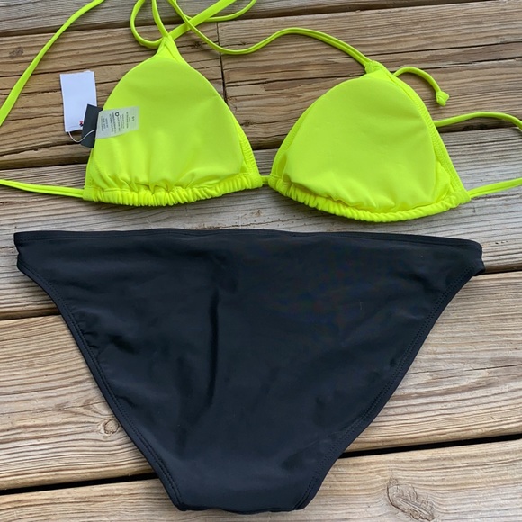 Neon Yellow & Black Bikini Set - Picture 3 of 3